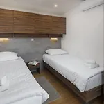 Homes Mon Perin Resort Bale
