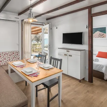 Homes Mon Perin 4*