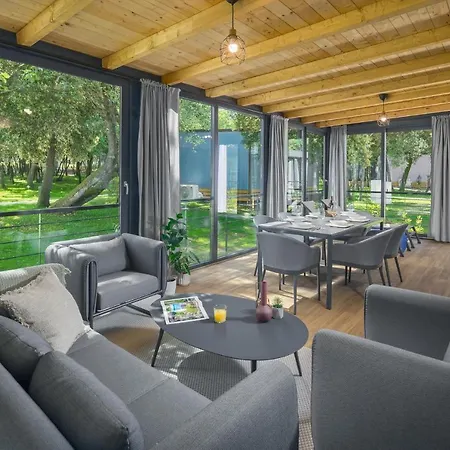 База отдыха Homes Mon Perin 4*