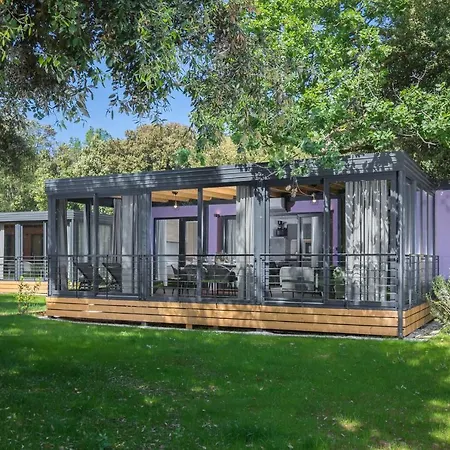 Homes Mon Perin 4* Бале