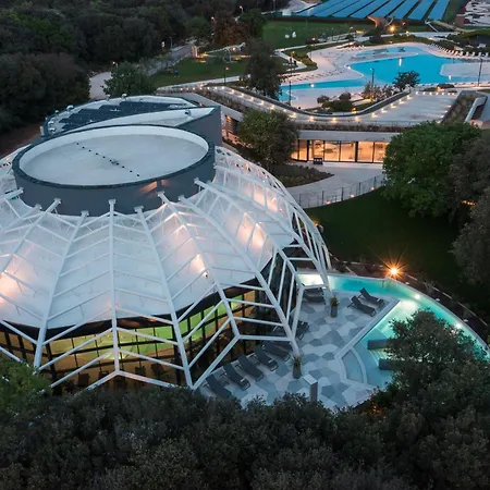 Holiday park Homes Mon Perin Bale
