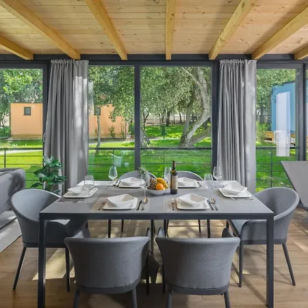 Homes Mon Perin 4*