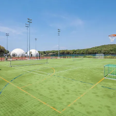 Homes Mon Perin Holiday park