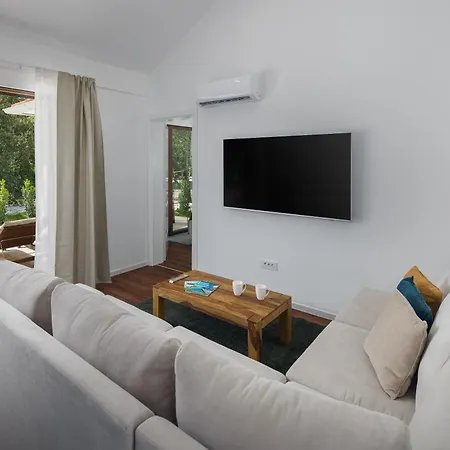 Park za odmor Homes Mon Perin Bale