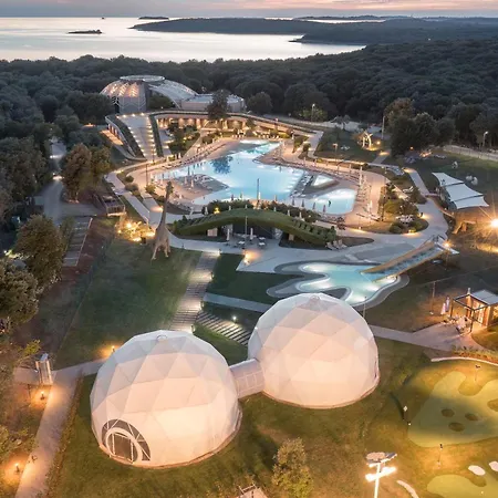 Homes Mon Perin Park za odmor