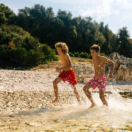 Station touristique Homes Mon Perin Bale