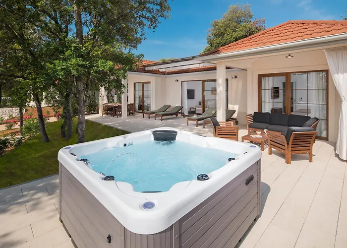 Ośrodek wypoczynkowy Homes Mon Perin 4*