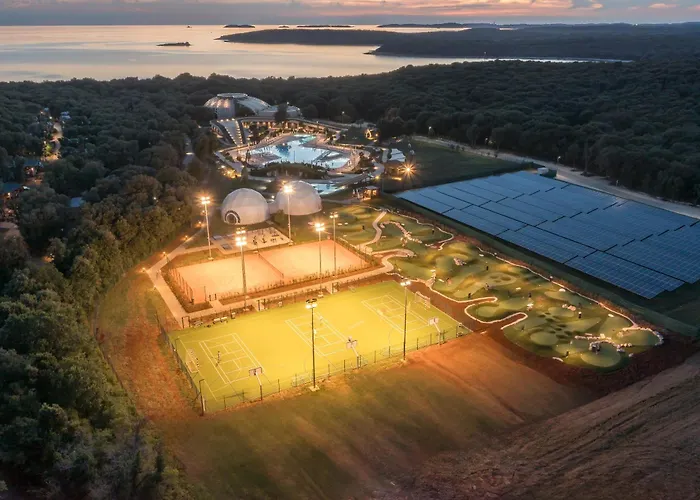 Resort Homes Mon Perin 4*