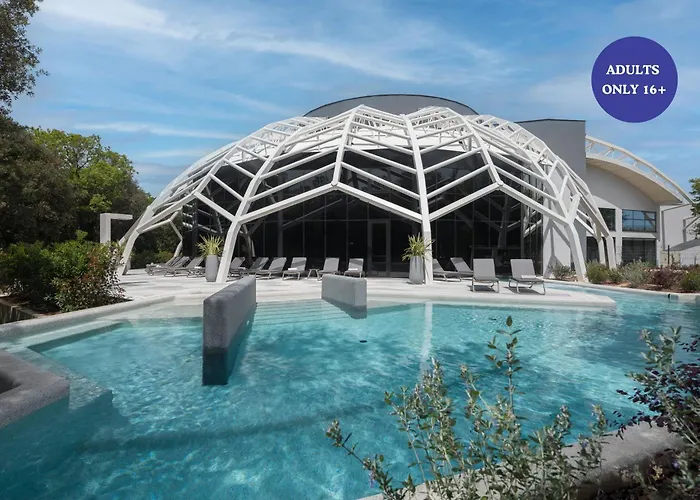 Resort Homes Mon Perin